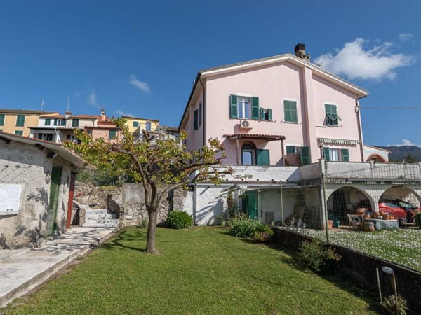 appartamento in vendita a Framura in zona Castagnola