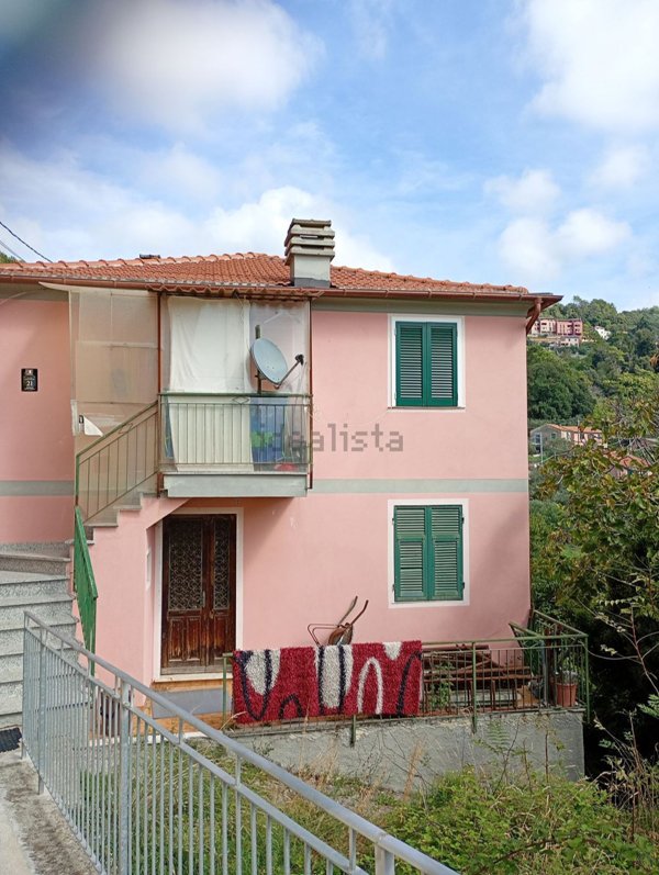 appartamento in vendita a Framura in zona Castagnola