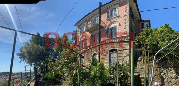 casa indipendente in vendita a La Spezia in zona Chiappa