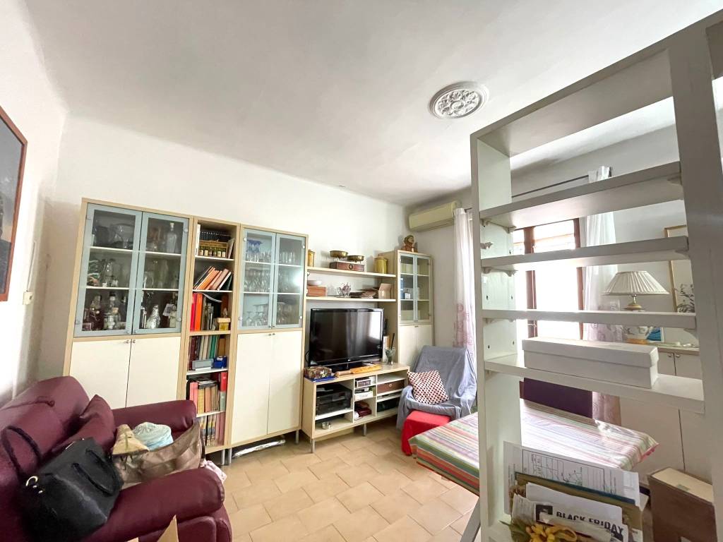 appartamento in vendita a La Spezia in zona Chiappa