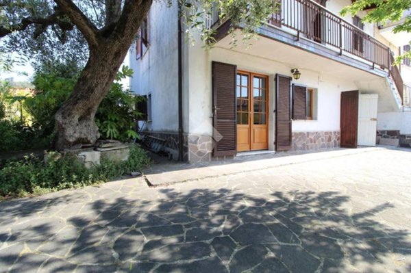 casa indipendente in vendita a La Spezia in zona San Venerio