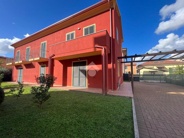 casa indipendente in vendita a La Spezia in zona Montepertico