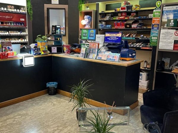 negozio in vendita a La Spezia in zona Centro Storico