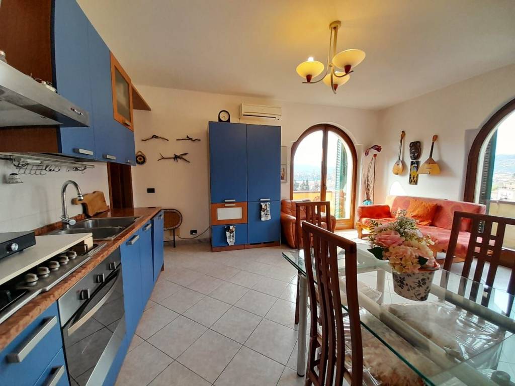 appartamento in vendita a La Spezia in zona Fossamastra