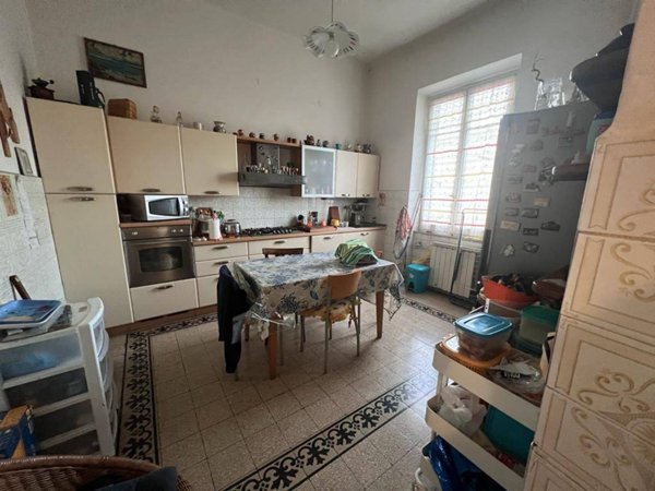 appartamento in vendita a La Spezia in zona Canaletto / Buonviaggio / Migliarina