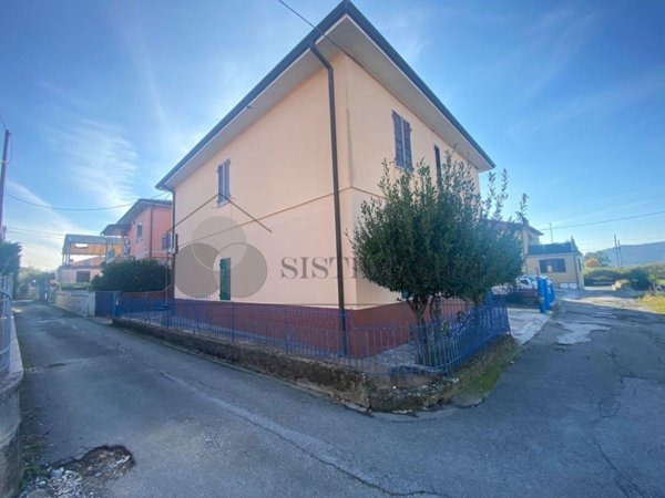 casa indipendente in vendita a La Spezia