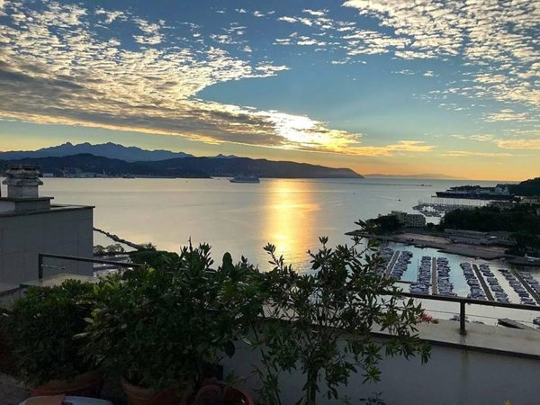 appartamento in vendita a La Spezia in zona Biassa