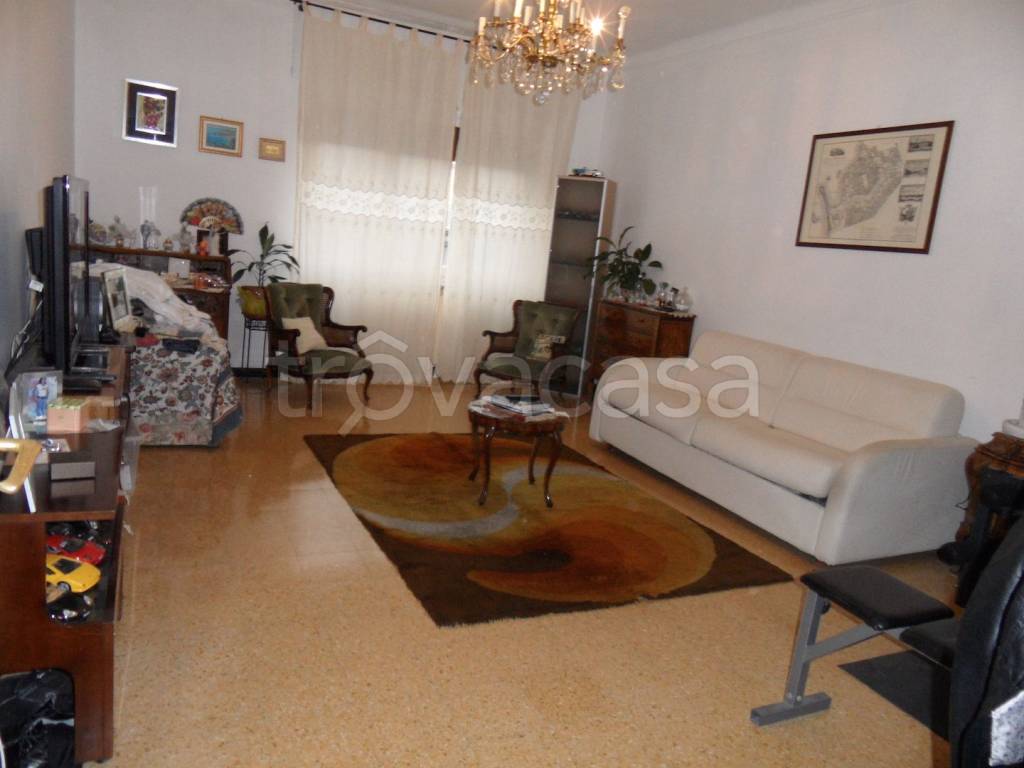 appartamento in vendita a La Spezia in zona Centro Storico