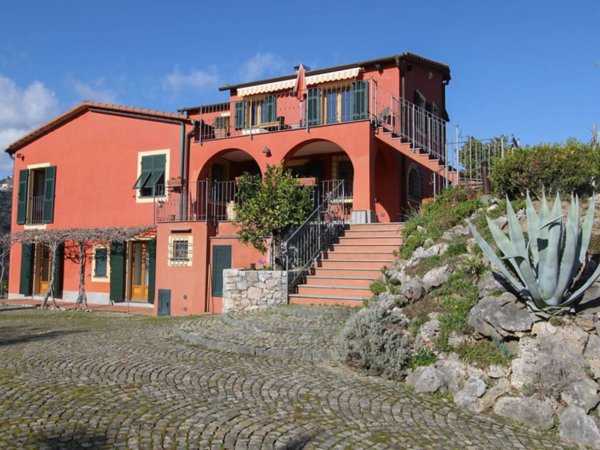 casa indipendente in vendita a La Spezia in zona Valdellora