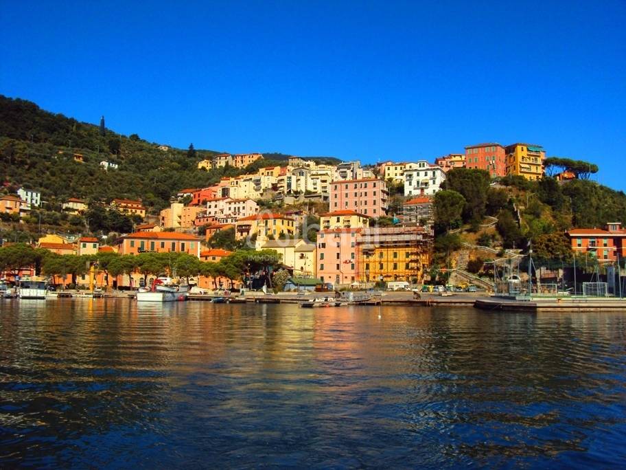 appartamento in vendita a La Spezia in zona Cadimare