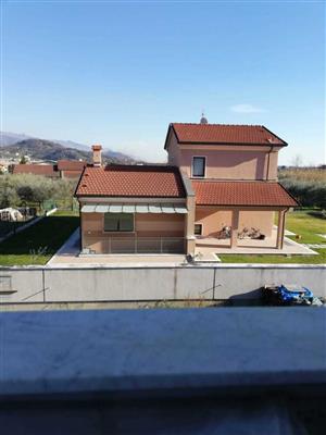 casa indipendente in vendita a La Spezia
