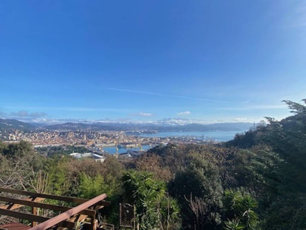casa indipendente in vendita a La Spezia in zona La Foce / Sant'Anna