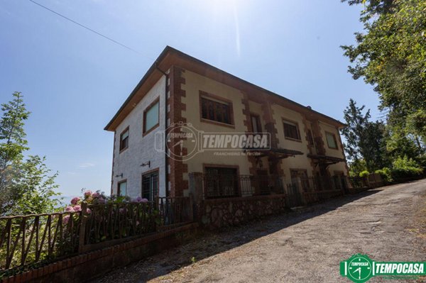casa indipendente in vendita a La Spezia in zona La Foce / Sant'Anna