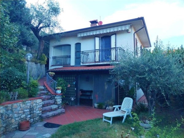 casa indipendente in vendita a La Spezia
