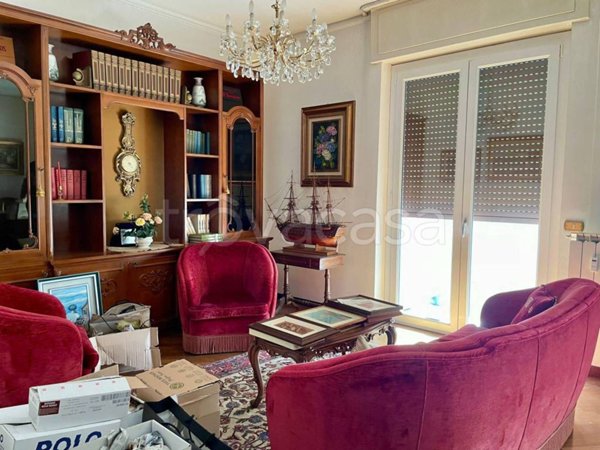 appartamento in vendita a La Spezia in zona Canaletto / Buonviaggio / Migliarina