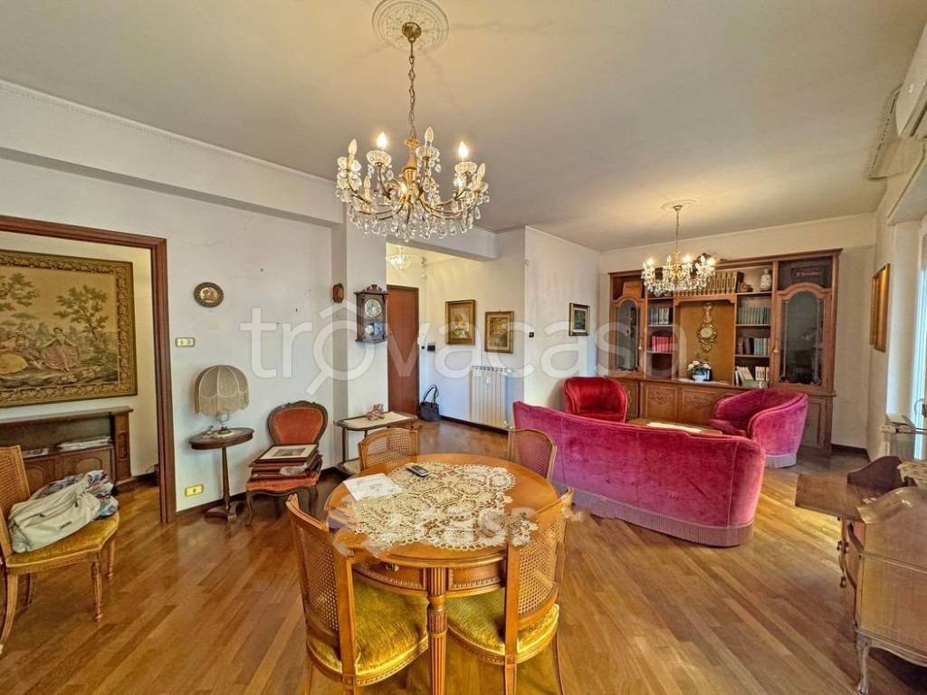 appartamento in vendita a La Spezia in zona Canaletto / Buonviaggio / Migliarina