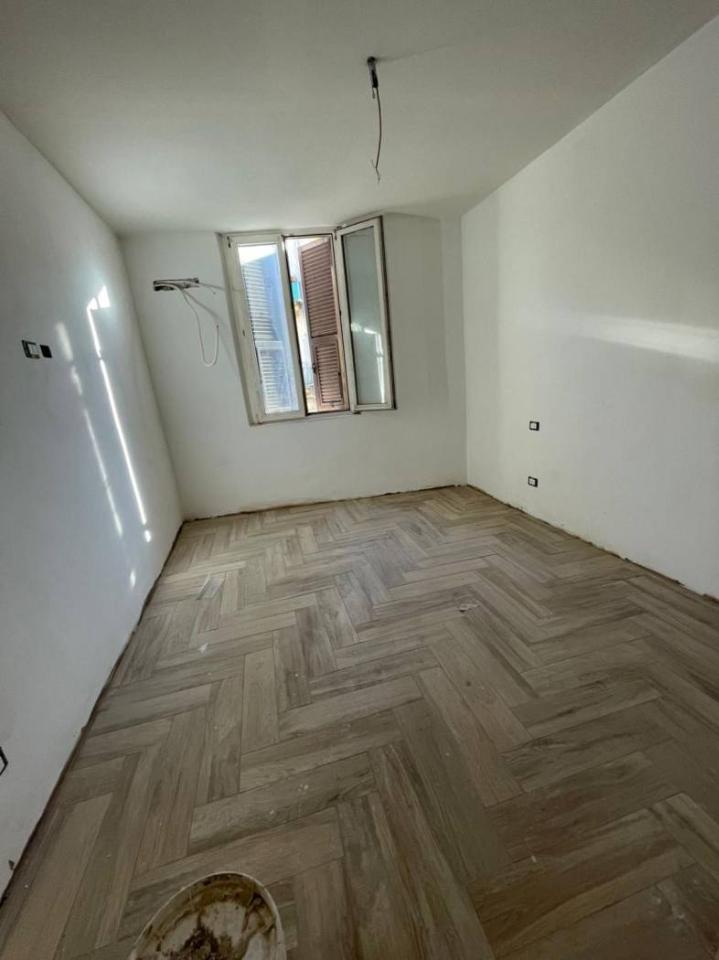 appartamento in vendita a La Spezia in zona Canaletto / Buonviaggio / Migliarina