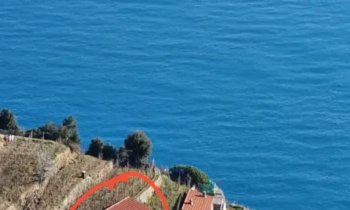 casa indipendente in vendita a La Spezia in zona Campiglia