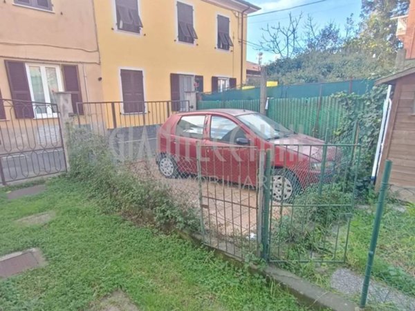 appartamento in vendita a La Spezia in zona Canaletto / Buonviaggio / Migliarina
