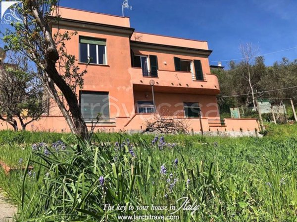 casa indipendente in vendita a La Spezia in zona Pitelli