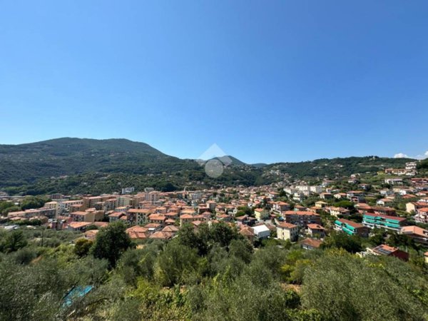 appartamento in vendita a La Spezia in zona Chiappa