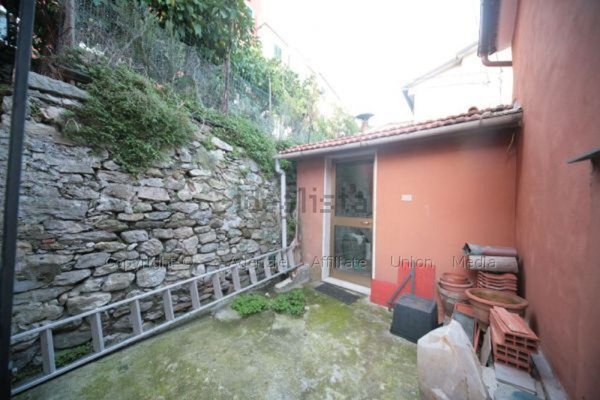 appartamento in vendita a La Spezia in zona Marola