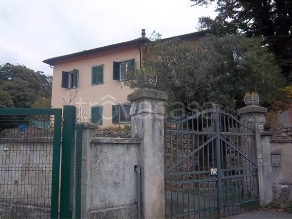 casa indipendente in vendita a La Spezia
