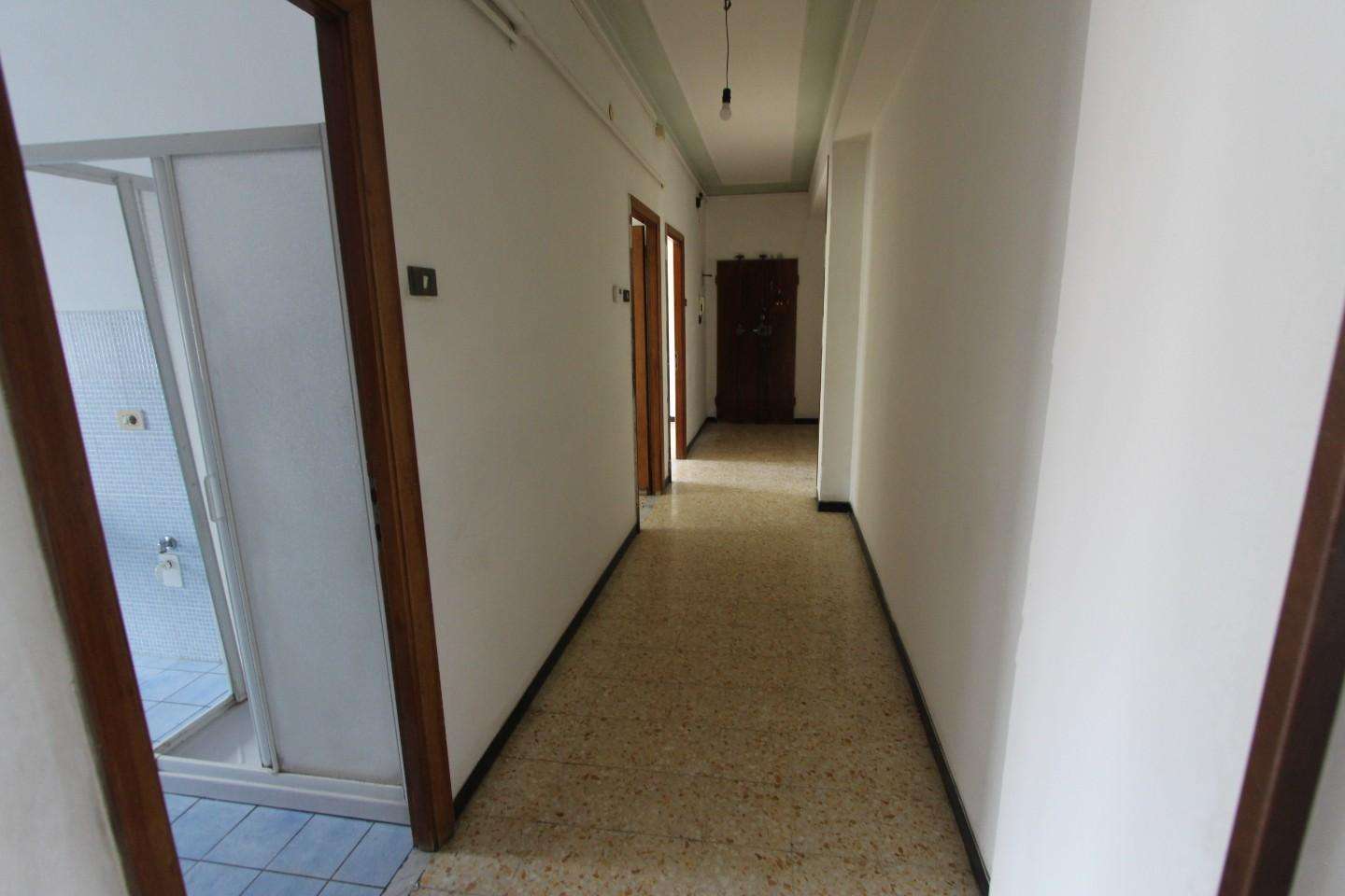 appartamento in vendita a La Spezia in zona Canaletto / Buonviaggio / Migliarina