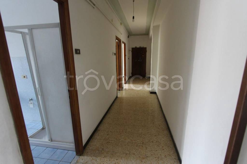 appartamento in vendita a La Spezia in zona Canaletto / Buonviaggio / Migliarina