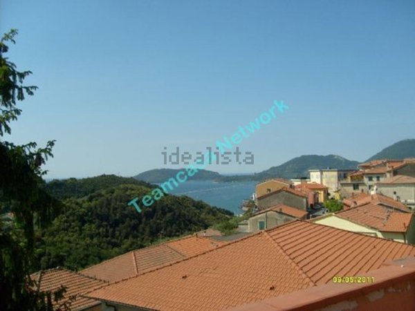 casa indipendente in vendita a La Spezia in zona Pitelli