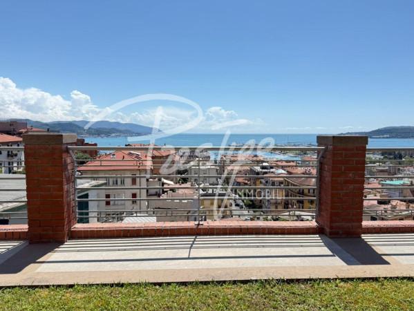 casa indipendente in vendita a La Spezia in zona Centro Storico