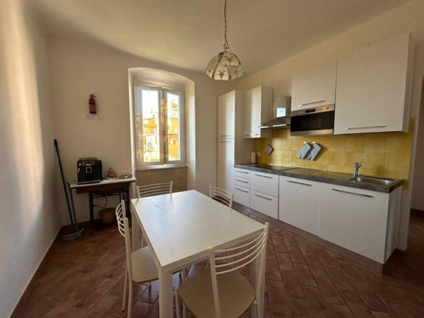 appartamento in vendita a La Spezia in zona Canaletto / Buonviaggio / Migliarina