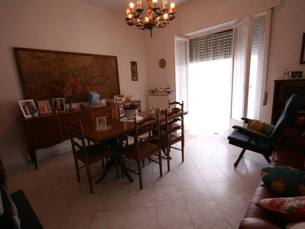 appartamento in vendita a La Spezia in zona Canaletto / Buonviaggio / Migliarina