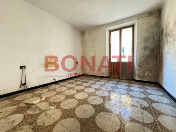 appartamento in vendita a La Spezia in zona Chiappa