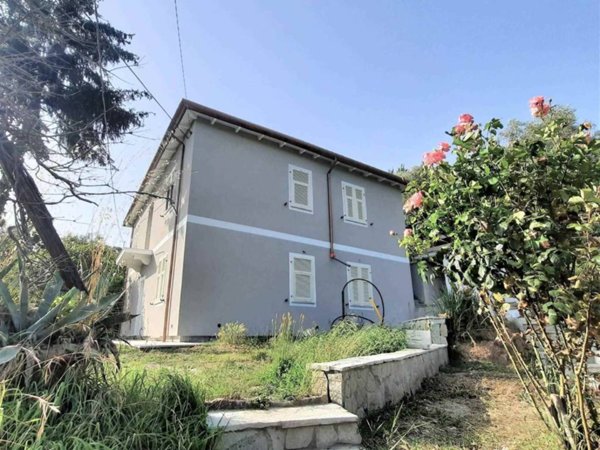 appartamento in vendita a La Spezia in zona Canaletto / Buonviaggio / Migliarina