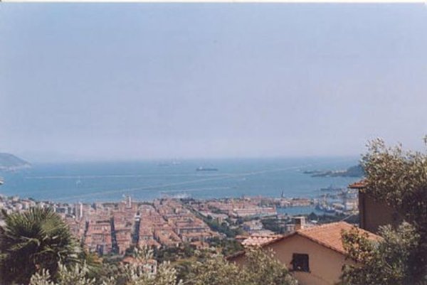 casa indipendente in vendita a La Spezia in zona La Foce / Sant'Anna