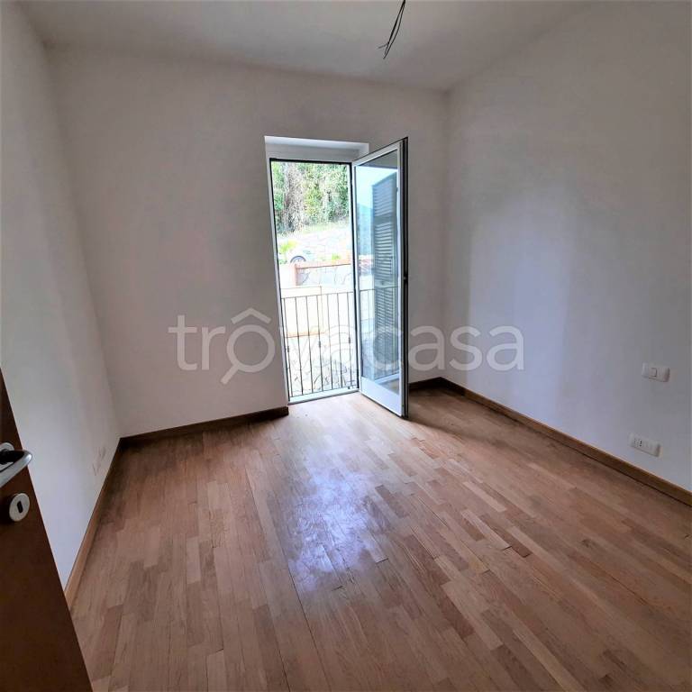 appartamento in vendita a La Spezia in zona Canaletto / Buonviaggio / Migliarina