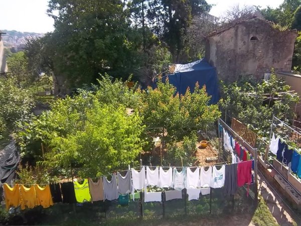 casa indipendente in vendita a La Spezia in zona Marola