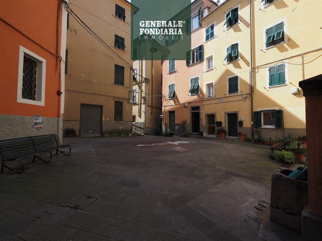 casa indipendente in vendita a La Spezia in zona Marola