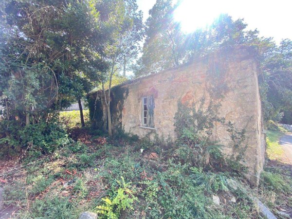 casa indipendente in vendita a La Spezia in zona Vivèra