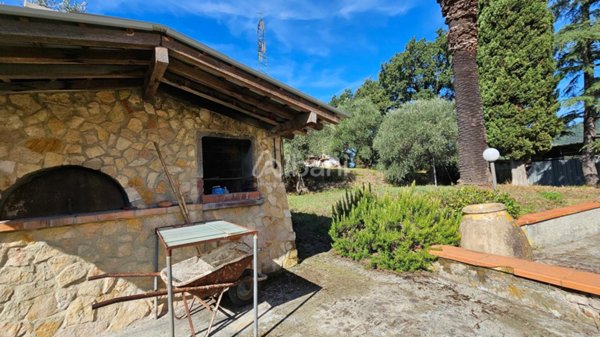 casa indipendente in vendita a La Spezia