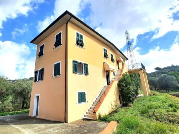 casa indipendente in vendita a La Spezia