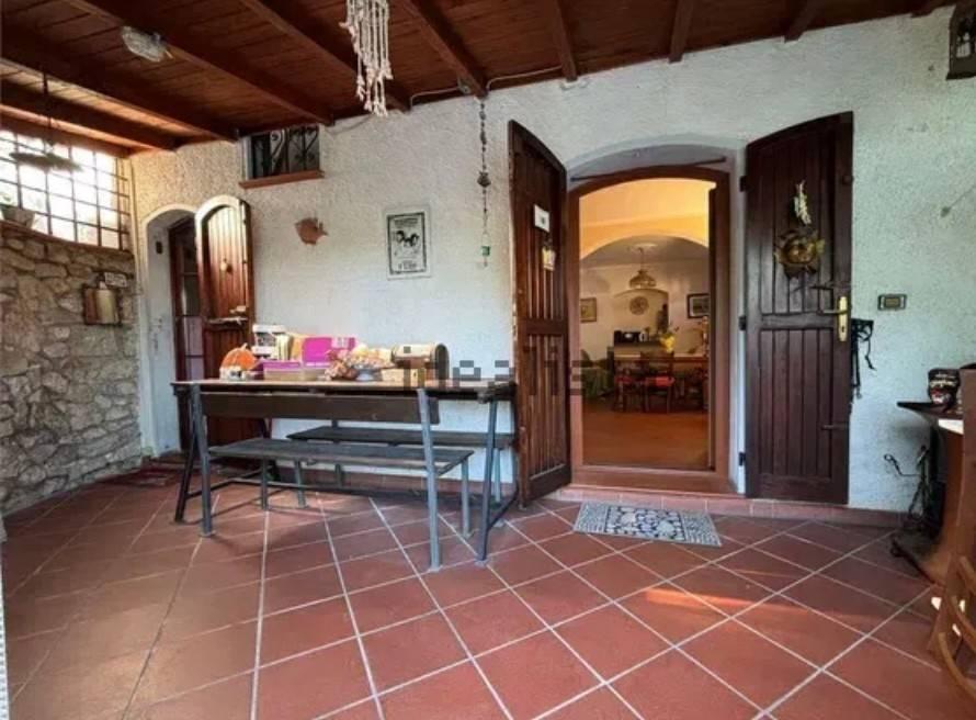 casa indipendente in vendita a La Spezia