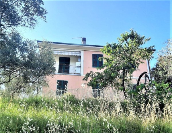 casa indipendente in vendita a La Spezia in zona Fossamastra