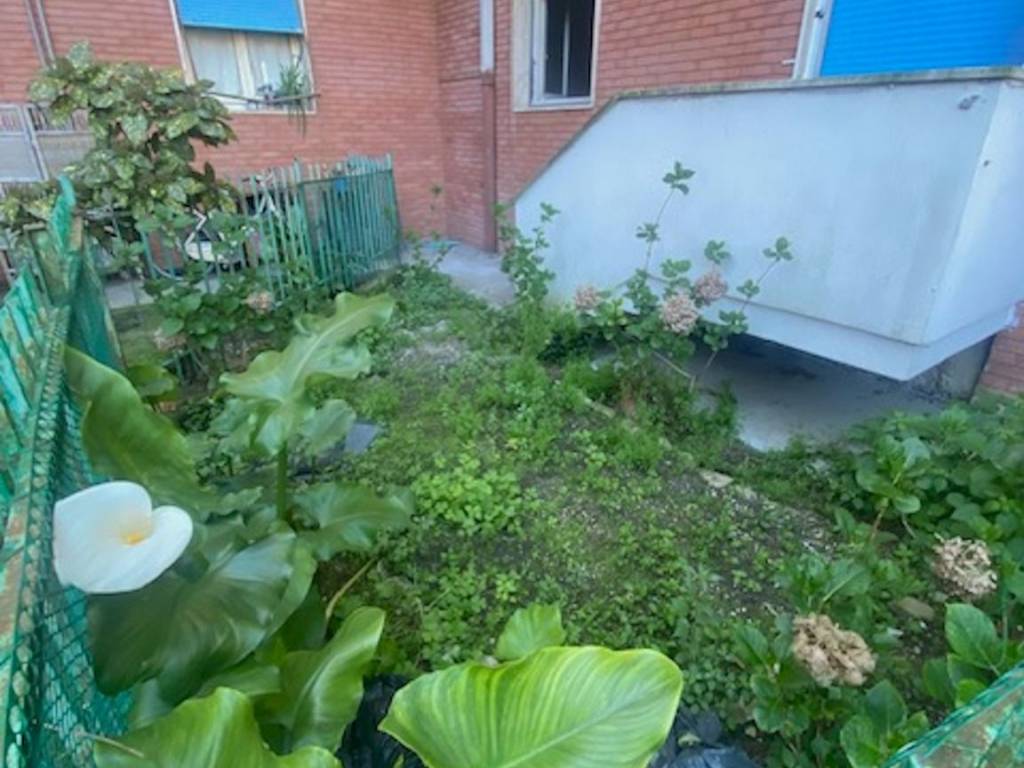 appartamento in vendita a La Spezia in zona Chiappa