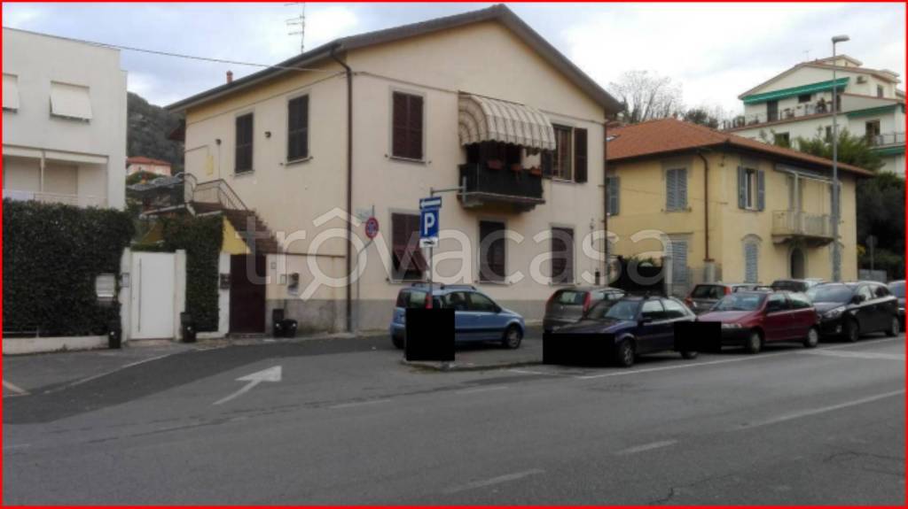 appartamento in vendita a La Spezia in zona Chiappa