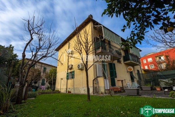 appartamento in vendita a La Spezia in zona Canaletto / Buonviaggio / Migliarina