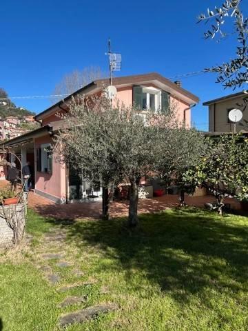 casa indipendente in vendita a La Spezia in zona Biassa