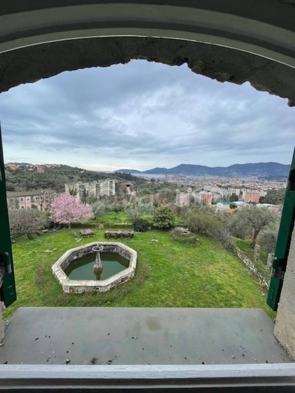 appartamento in vendita a La Spezia in zona San Venerio