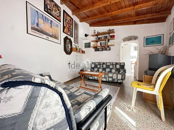 appartamento in vendita a La Spezia in zona Biassa